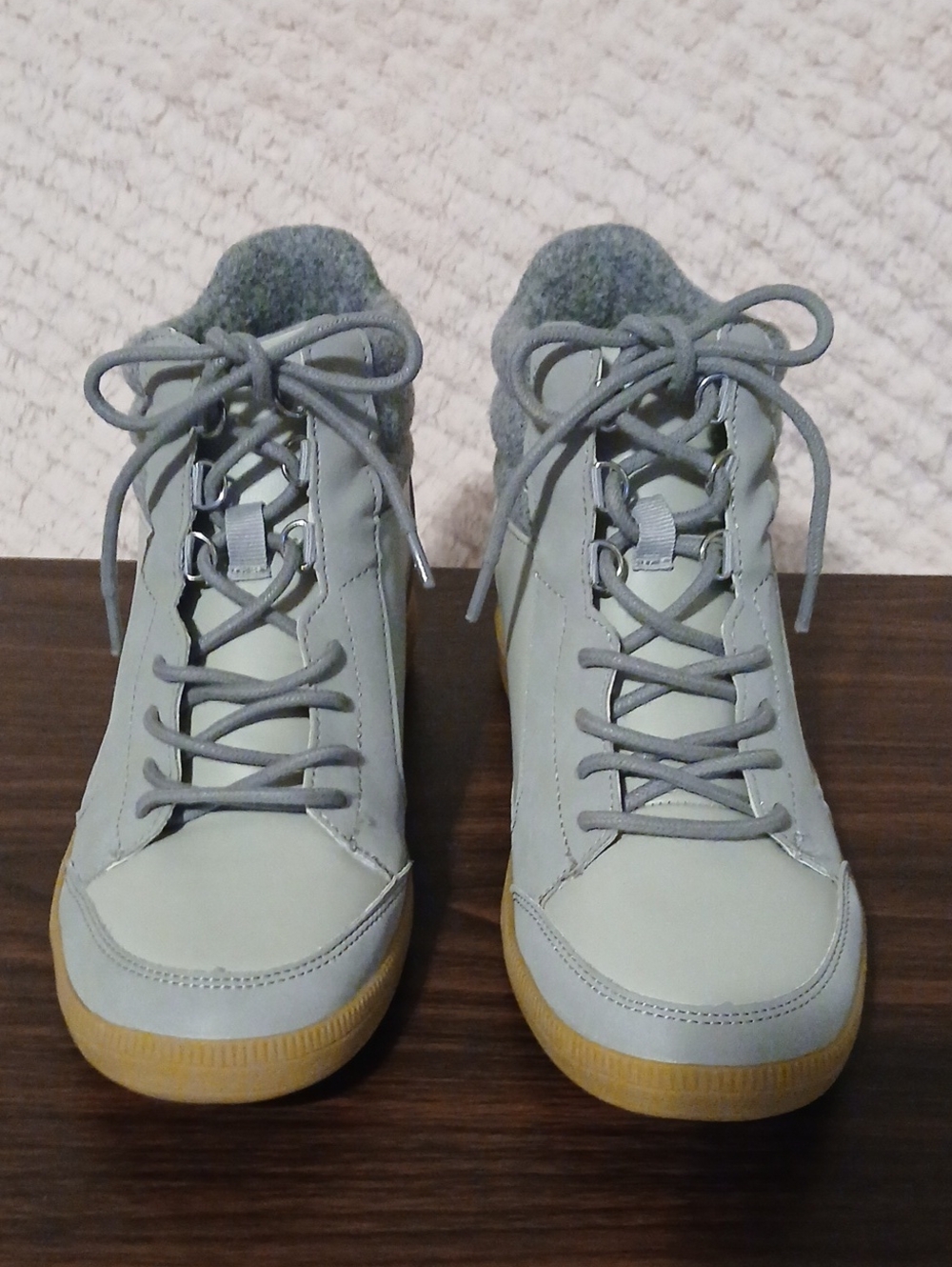 Time and Tru Light Gray High-Top Sneakers